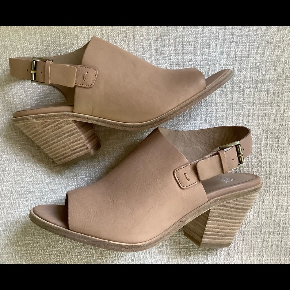 Eileen Fisher Glance Slingback Sandal Sand Tan 8.5